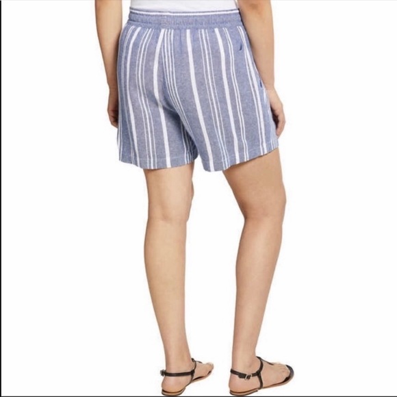 NAUTICA Ladies Linen Blend Pull On Shorts in Navy Blue - Picture 2 of 3